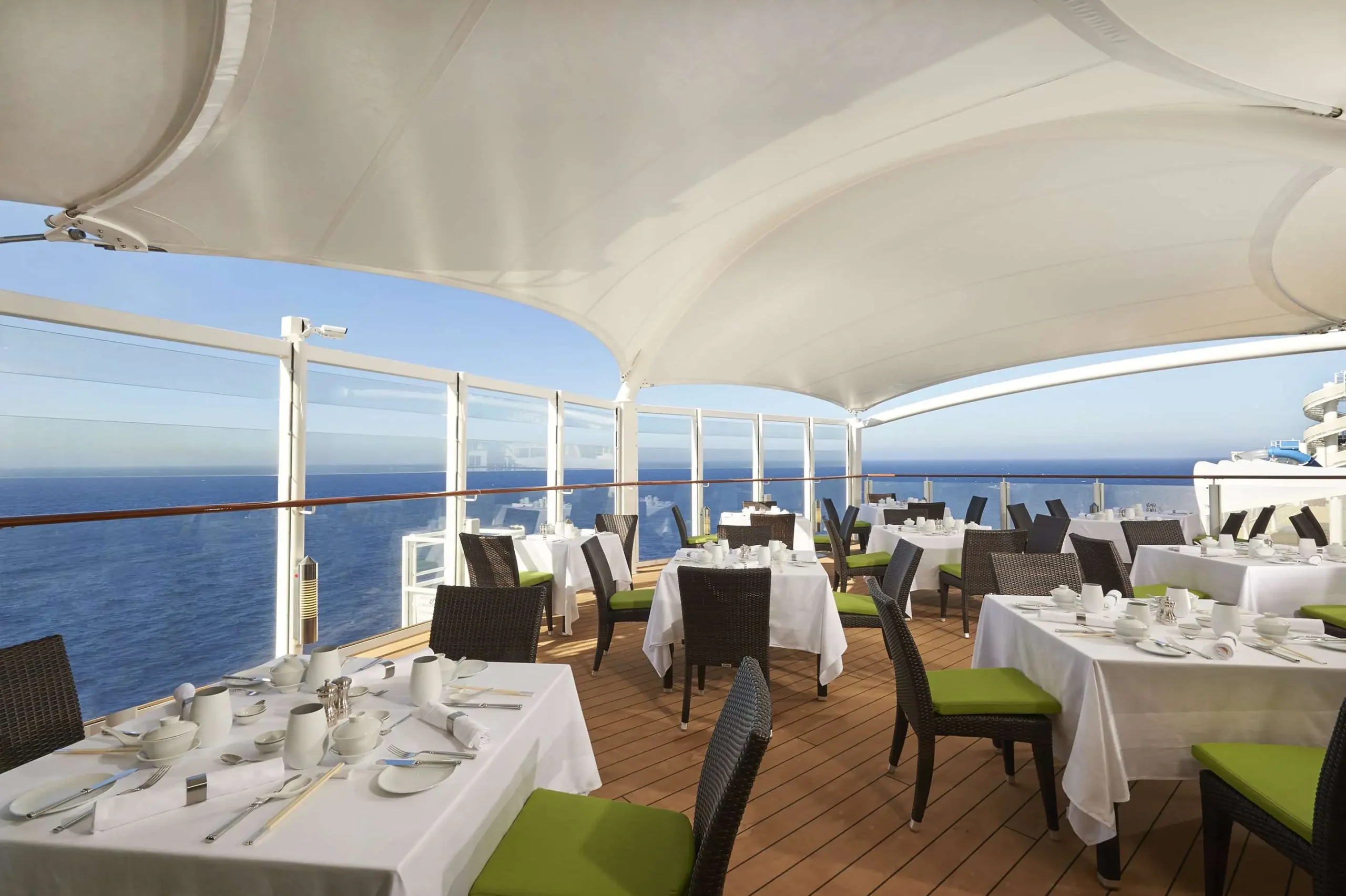 Ocean Cruise Dining